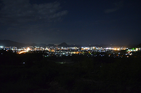 陶芸の村の夜景サムネ