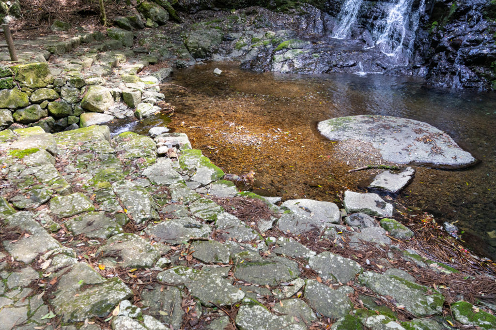 秋芳白糸の滝 美祢市 山口ちゃんねる
