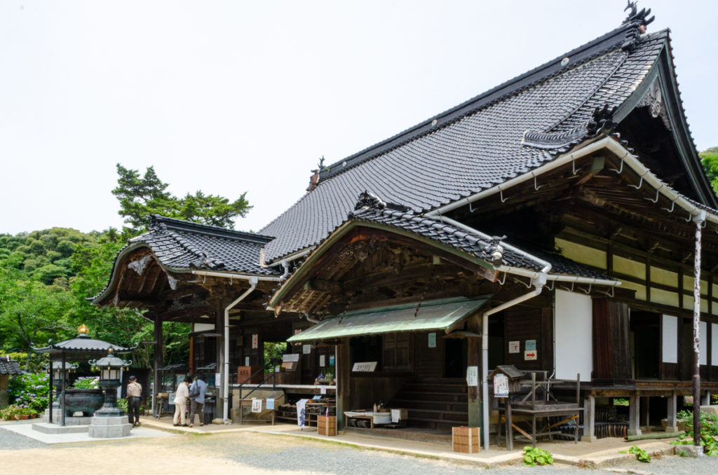 阿弥陀寺の本堂